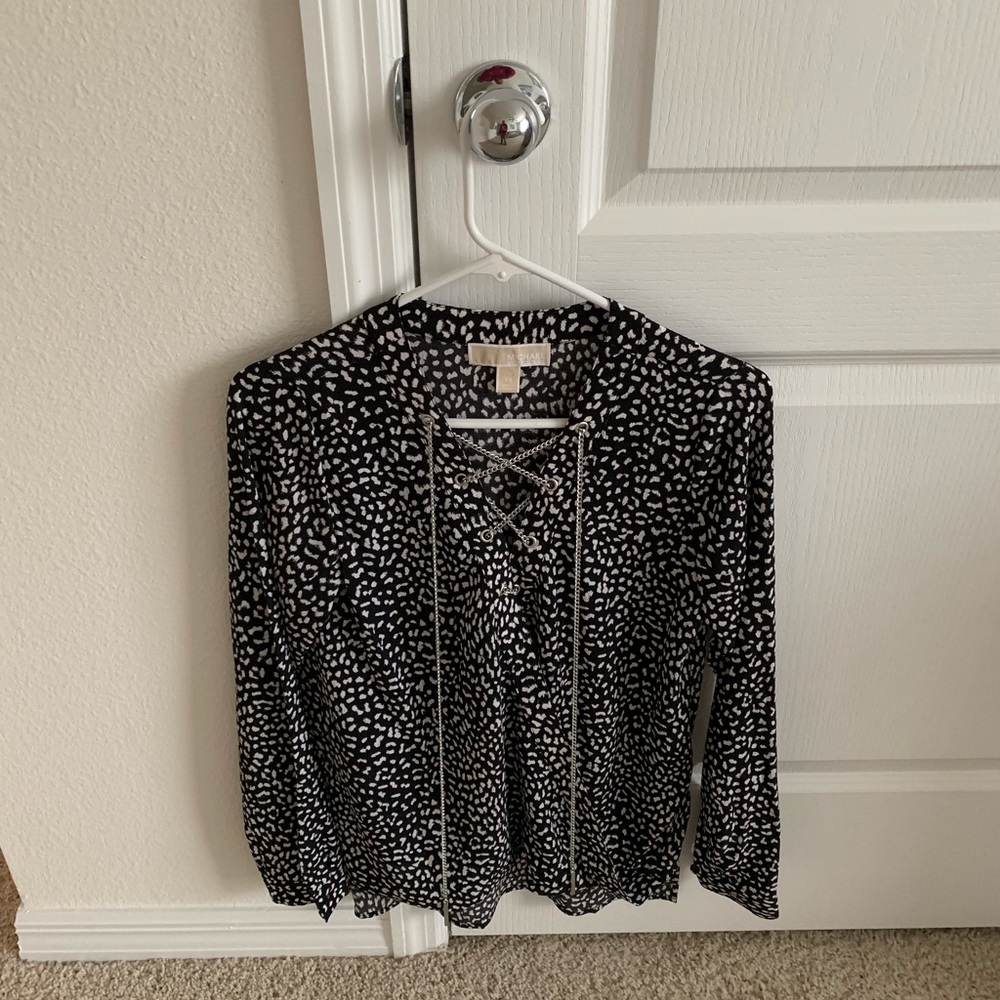 NWOT Michael Kors Chain top